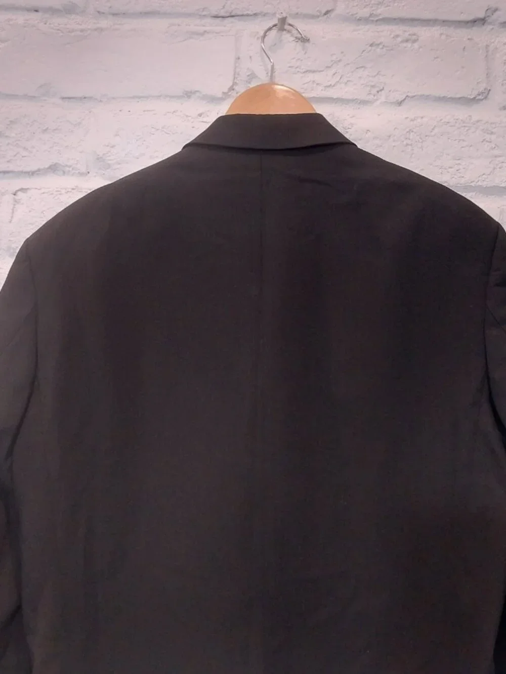 Vintage Hugo Boss Sport Coat 44R Solid Black 100% Virgin Wool Blazer Made in USA